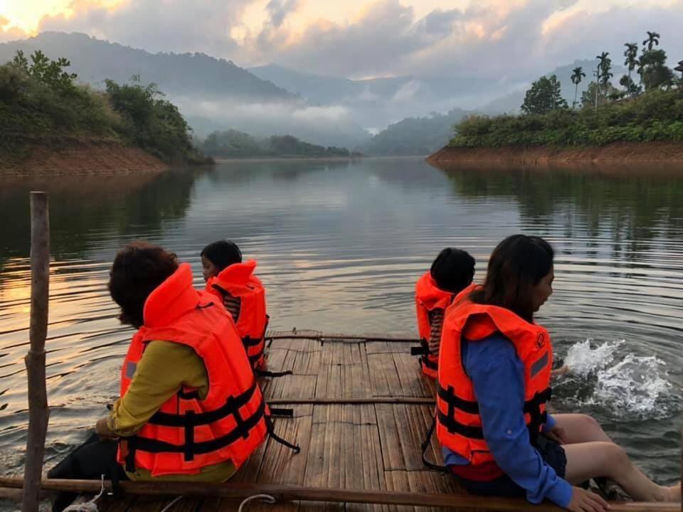 Baanhatsompaen Homestay Ранонг Екстер'єр фото