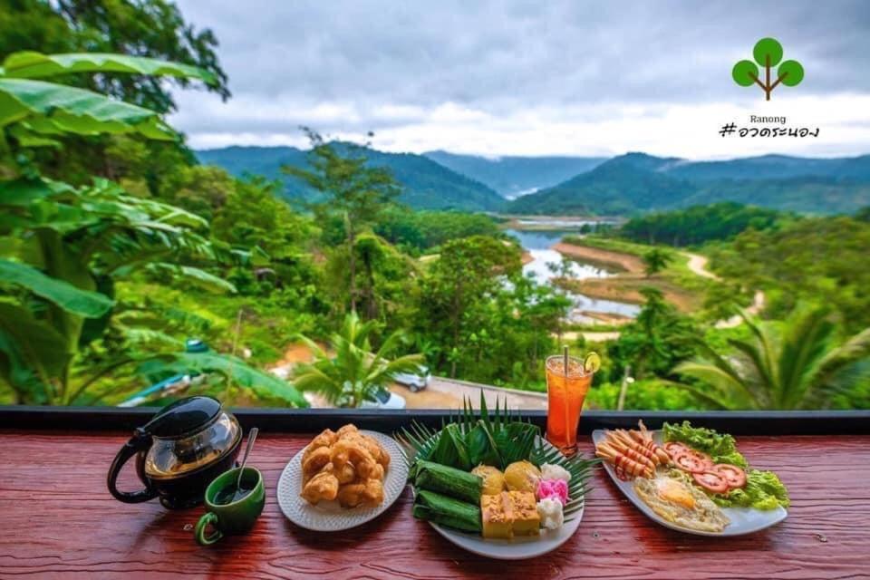 Baanhatsompaen Homestay Ранонг Екстер'єр фото