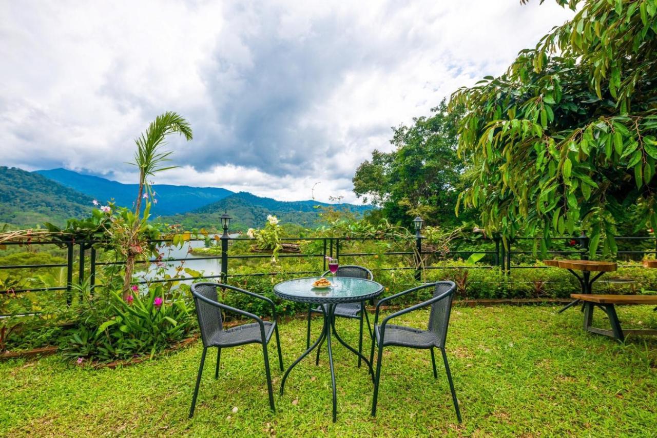 Baanhatsompaen Homestay Ранонг Екстер'єр фото