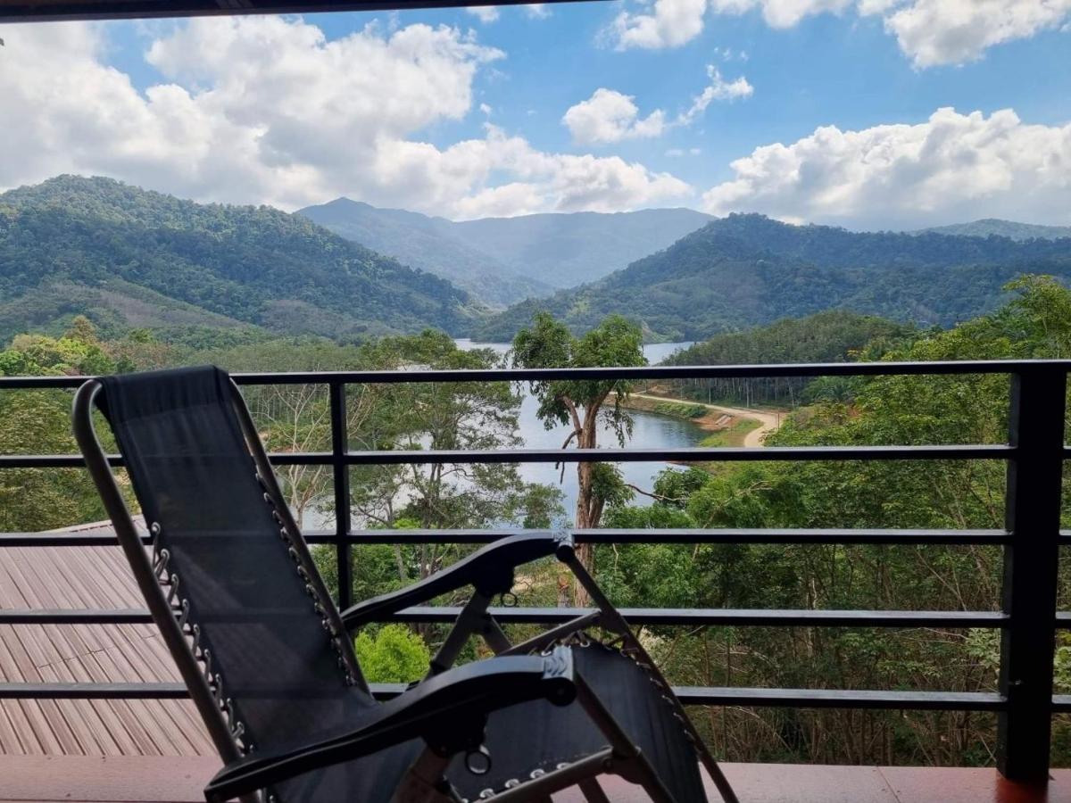 Baanhatsompaen Homestay Ранонг Екстер'єр фото