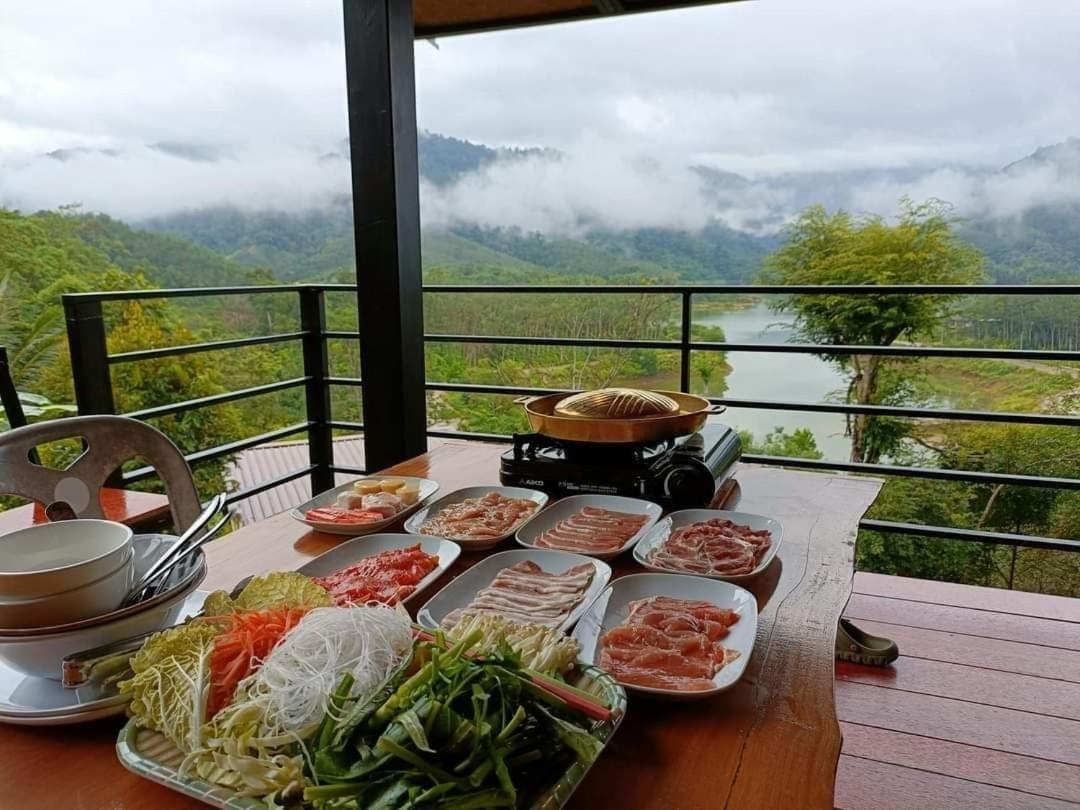 Baanhatsompaen Homestay Ранонг Екстер'єр фото